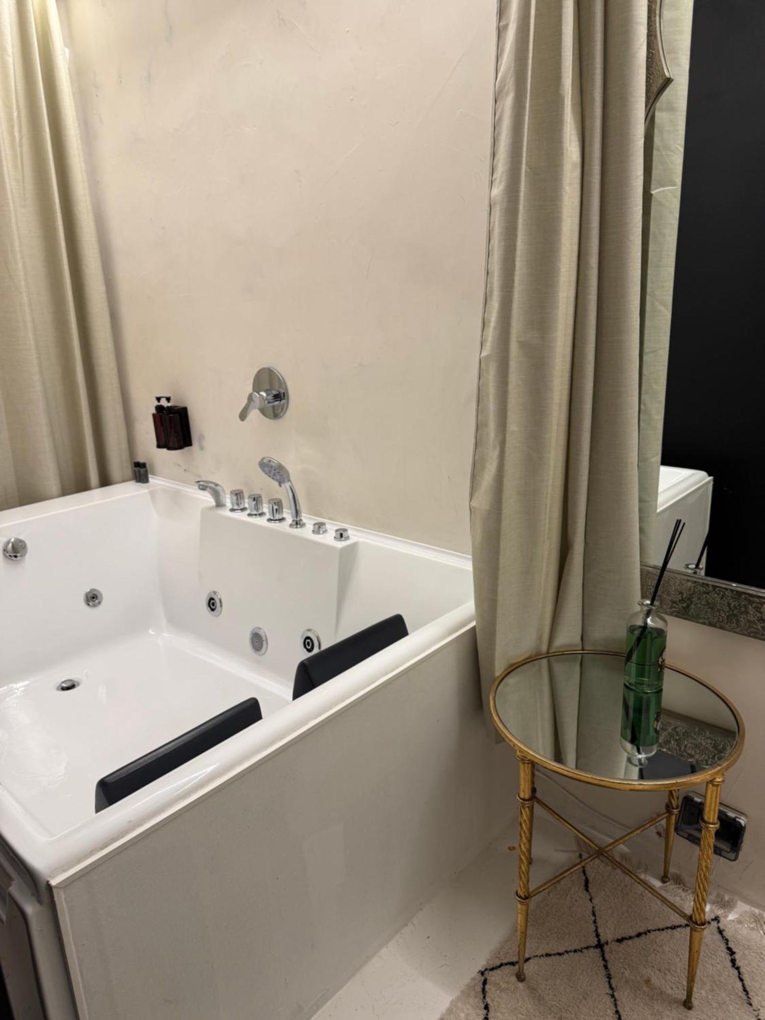Les Chambres De Amelie B&B Bologna Exterior foto